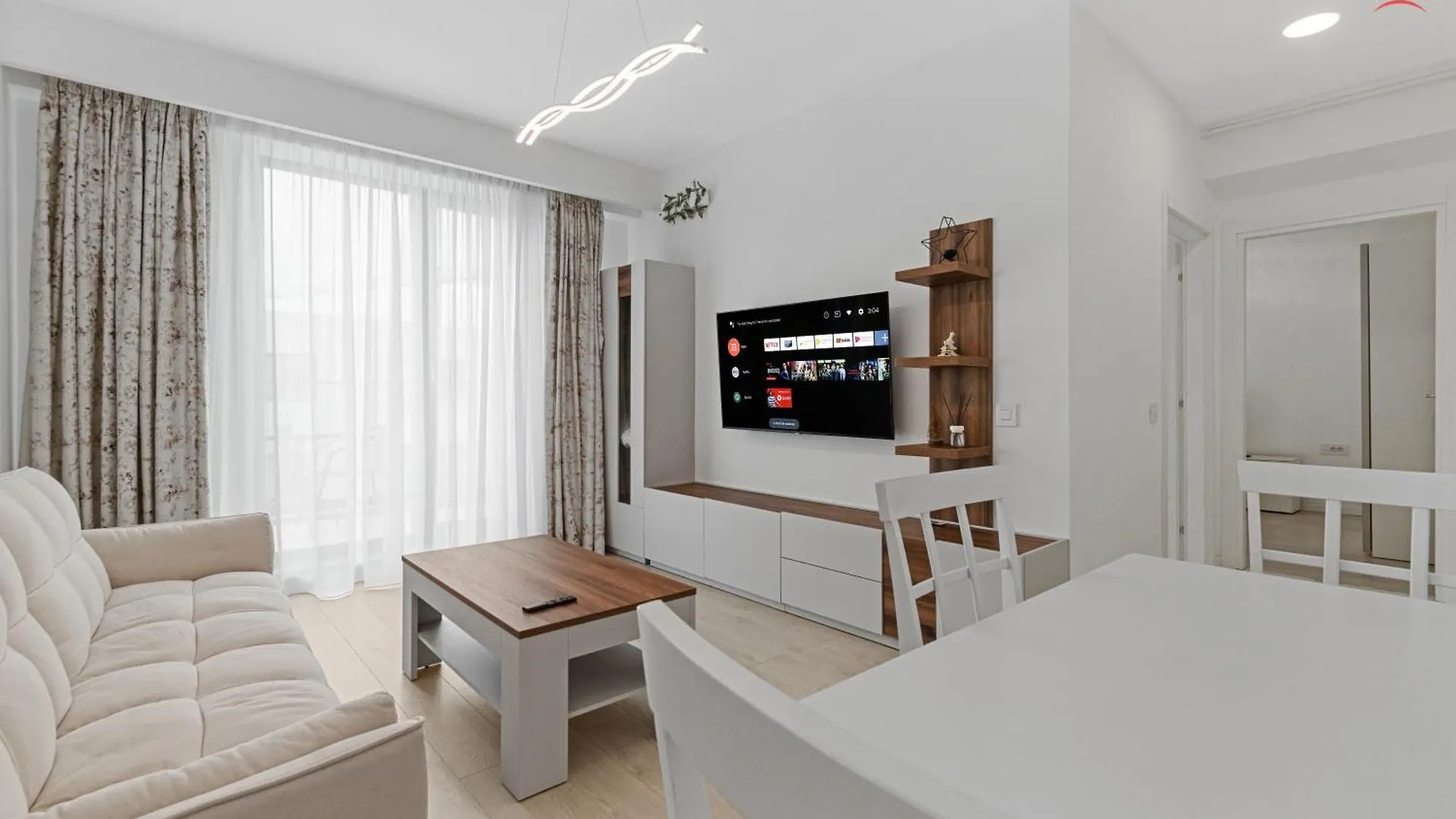 Sky View Apartament Private Underground Parking Bucharest 0*,  Romania