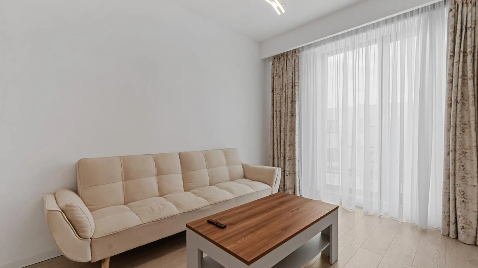 Sky View Apartament Private Underground Parking Bucharest